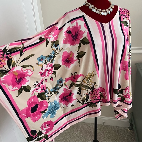 Colleen Lopez Tops - Colleen Lopez Printed Butterfly Top Ivory Multi 688961N